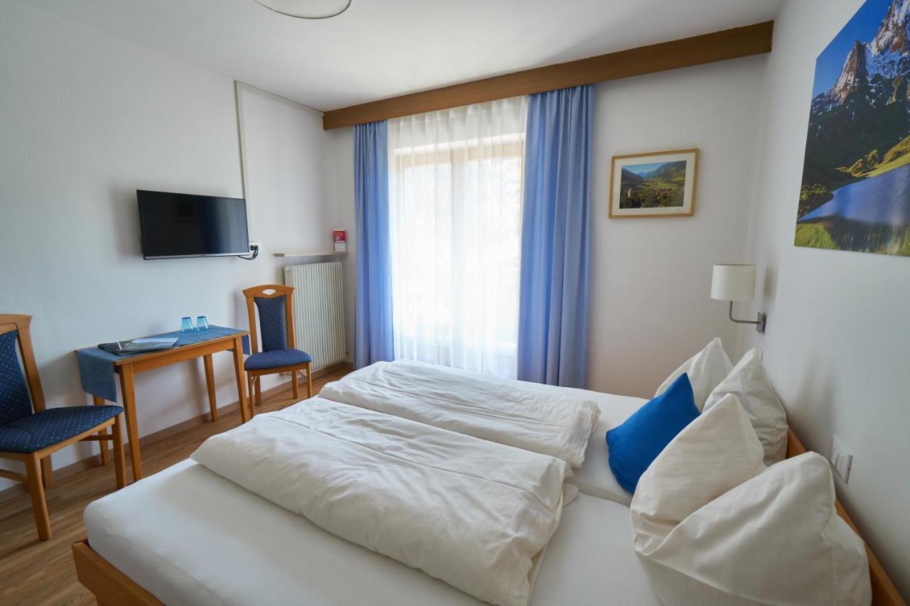 Privatpension Bergkristall San Martino In Passiria  Exterior photo